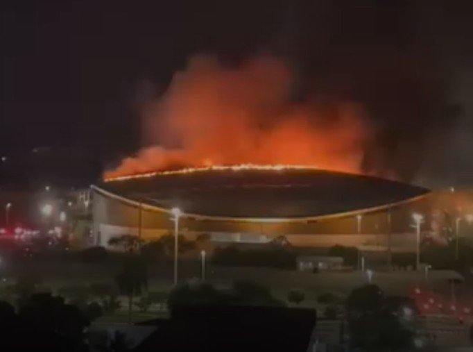 Velódromo de R$ 143 milhões que sediou os Jogos Olímpicos Rio 2016 é atingido por incêndio