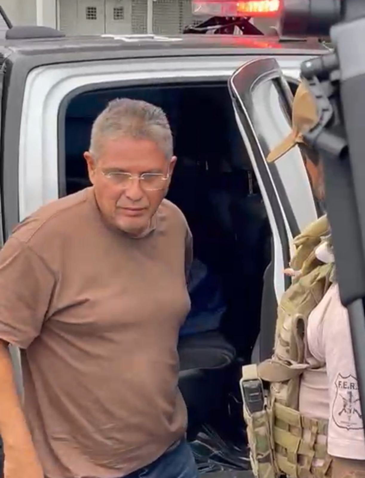 Homem que ameaçou decapitar ex é preso em Iranduba: 'Vou jogar bola com a tua cabeça'