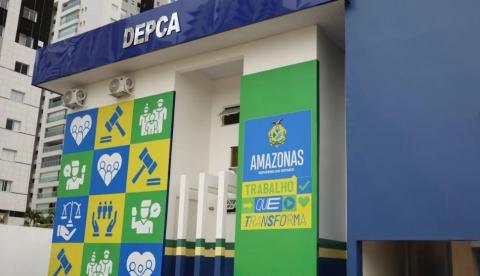 Madrasta descobre mensagens sexuais de professor para enteado e ajuda a prender suspeito em Manaus