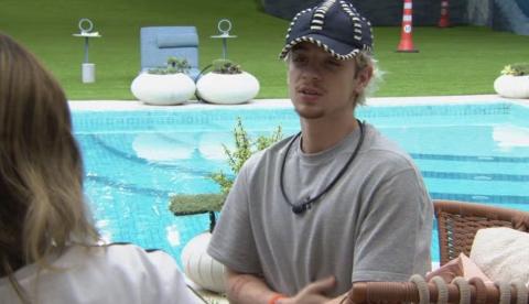 Dupla faz plano de vingança e críticas ao comportamento de Jordana no BBB