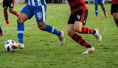 Saiba onde assistir aos jogos deste sábado pelos campeonatos nacionais