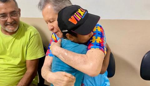 Arthur Virgílio destaca políticas de inclusão para pessoas com autismo em Manaus