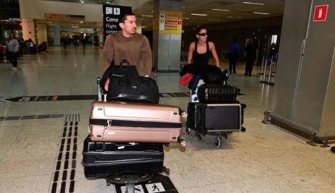 Irmão de Anitta volta ao Brasil após ser detido em Paris