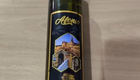 Após série de irregularidades, Governo Federal proíbe venda de azeite em todo o país