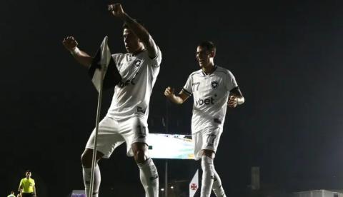 Botafogo vira o clássico contra o Vasco e dorme na frente do rival no Brasileirão