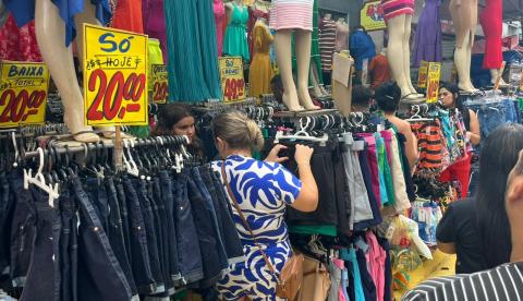 Centro e shoppings de Manaus abrirão em horário reduzido na Sexta-Feira Santa