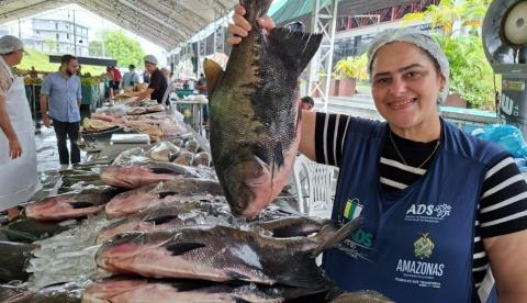 Feirão do Pescado vende 37 toneladas de peixe e movimenta R$ 1 milhão em Manaus