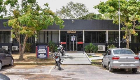 Adolescente é apreendido por induzir ex-namorada à automutilação em Manaus