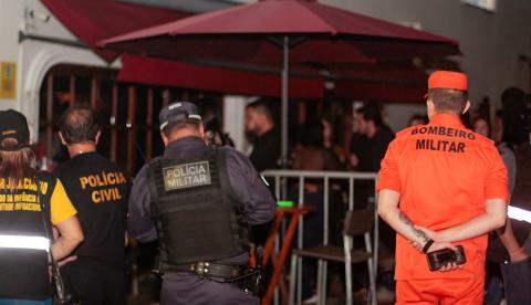 Bar clandestino em porão é multado durante operação no Vieiralves