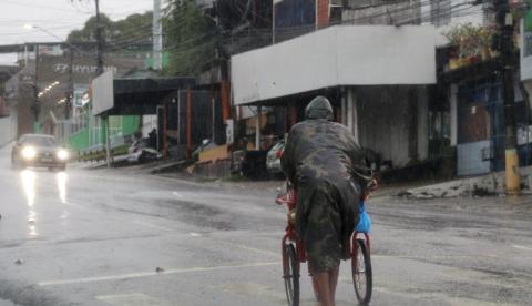 Manaus tem alerta de chuvas intensas e trovoadas nesta quinta-feira