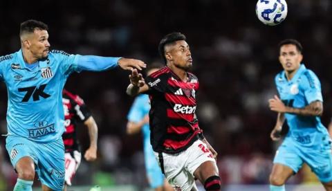 Flamengo faz 3 a 1 no Santos no Maracanã e entra no G-6