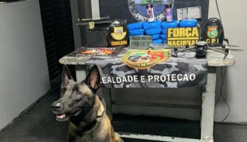 Dupla é presa com mais de 17kg de drogas escondidos em esteira e bateria em Coari