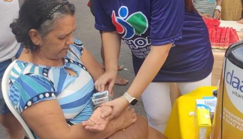 Ação de combate à hipertensão do IDHOAM realiza mais de 100 atendimentos na Faixa Liberada