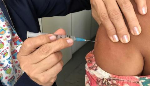 SUS amplia vacinação contra HPV para mulheres em tratamento de lesões no Amazonas