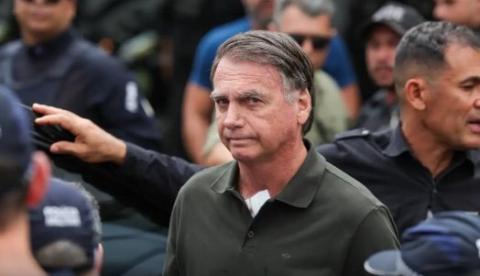 Bolsonaro pede ao STF que irmão de Michelle o auxilie como cuidador em prisão domiciliar