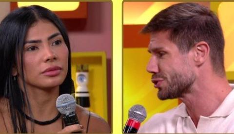 Jonas tenta constranger Marciele, mas leva resposta à altura em premiação do BBB