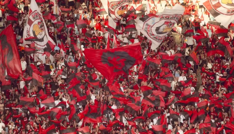 Domingo de Clássicos: Flamengo, Palmeiras e Corinthians entram em campo hoje