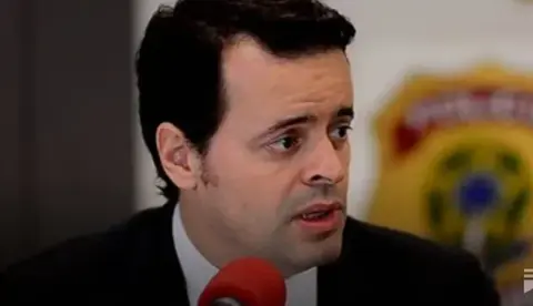 EUA expulsam delegado da PF por 'contornar pedidos de extradição' após prisão de Ramagem