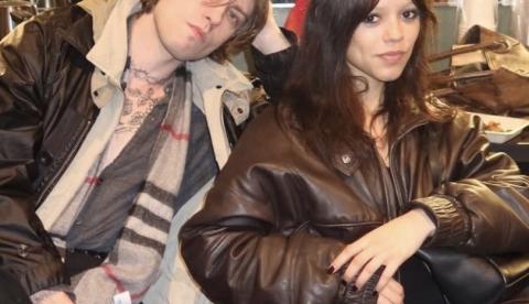 Jenna Ortega enfrenta críticas por suposto namoro com músico atrelado a rumores neonazistas