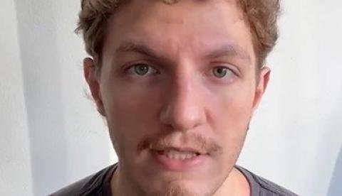 Influenciador diz que teve celular roubado em ônibus após ladrões simularem vômito de bebê