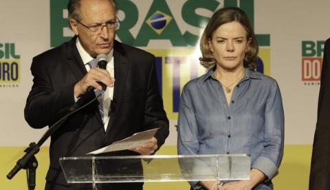 Planalto exonera Alckmin e Gleisi Hoffmann para disputar Eleições de 2026