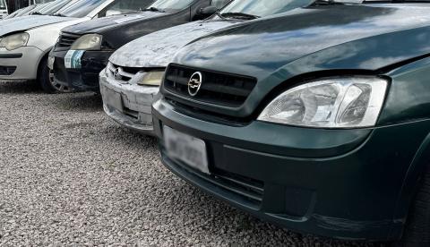 Detran-AM abre visitação para leilão com quase 300 veículos em Manaus