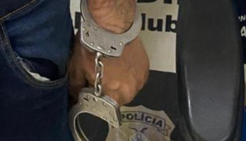 Com "kit do tráfico" na sacola, homem é capturado após perseguição em Iranduba