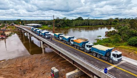 Ponte sobre o rio Autaz Mirim passa por teste de carga e deve ser liberada dia 27