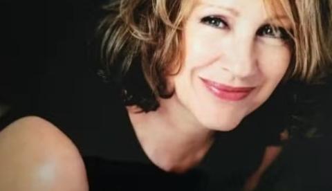 Nathalie Baye, atriz de "Prenda-me Se For Capaz",  morre na França