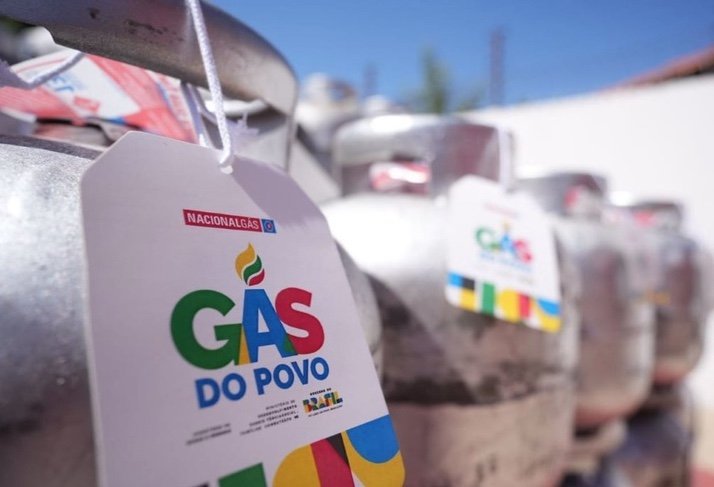 Para evitar reajuste, Governo Federal vai subsidiar importação de gás de cozinha