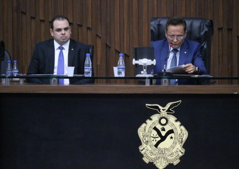 Captura de tela_5-4-2026_182312_web.whatsapp.com.jpeg