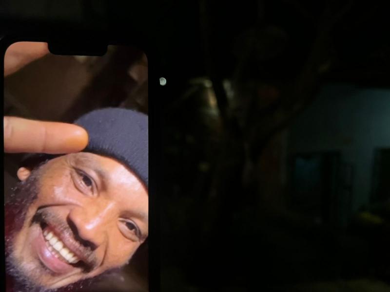 Após pressentimento da mãe, homem é encontrado morto em casa no Cidade de Deus