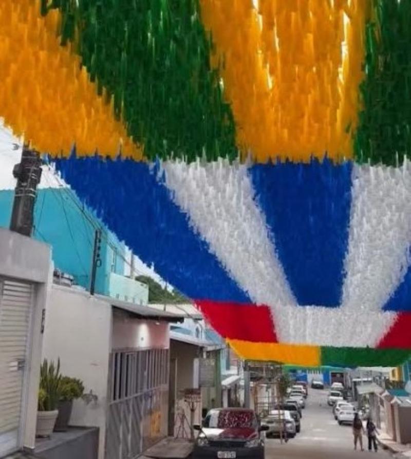 Copa do Mundo: saiba como decorar ruas com segurança e evitar riscos na rede elétrica