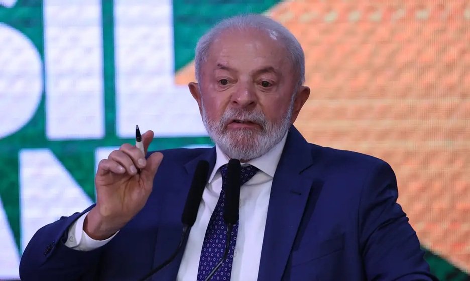 Governo Lula decide enviar ao Congresso projeto de lei próprio sobre fim da escala 6x1