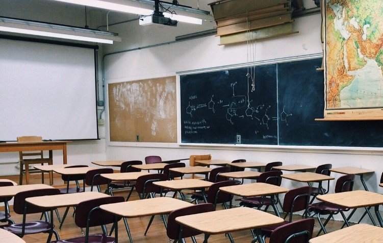 STF anula lei do Amazonas que proibia debate de gênero e linguagem neutra em escolas