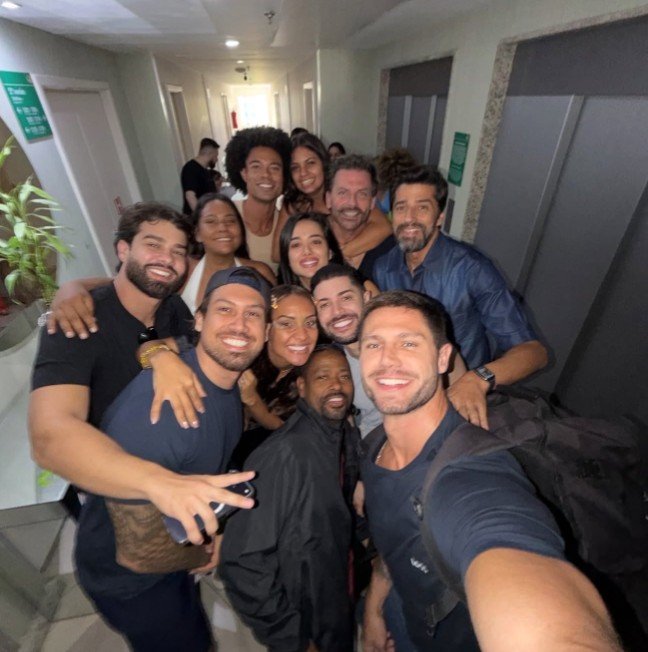 Clima de "treta" e novos casais: Ex-participantes entregam bastidores da final do BBB 26