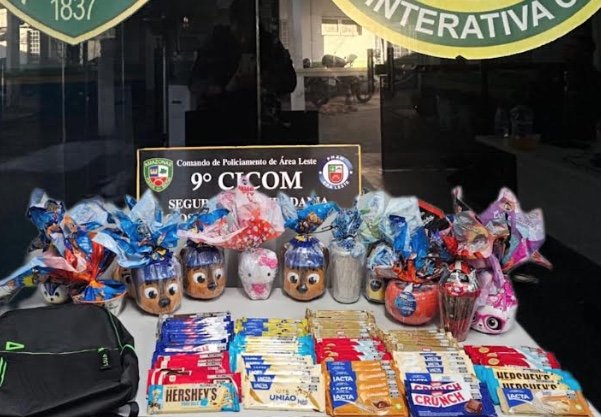 Adolescente é flagrada tentando roubar 86 barras de chocolate e 13 ovos de Páscoa em Manaus