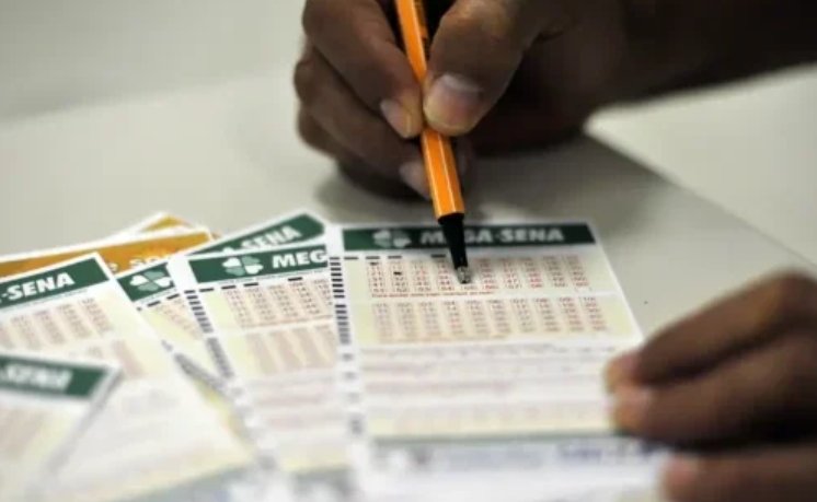 Mega-Sena acumula e prêmio chega a R$ 45 milhões