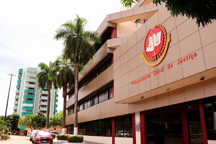 Aleam aprova criação de cargos com salários de até R$ 6 mil no MPAM