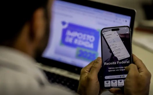 Receita Federal anuncia restituição automática do IR via Pix; saiba como funciona