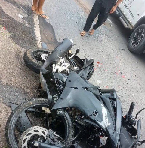 Jovem morre em acidente entre motocicleta e carro em estrada de Itapiranga