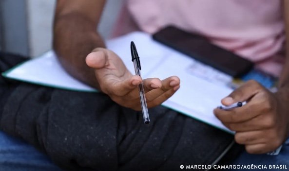 Enem 2026: Saiba quem pode pedir isenção da taxa a partir de 13 de abril