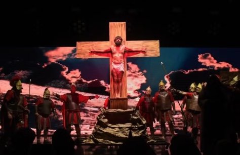 Programação da Paixão de Cristo reúne fiéis em diferentes bairros de Manaus