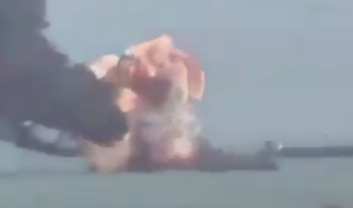 Irã acusa EUA de violarem cessar-fogo após ataque a navio no Golfo de Omã