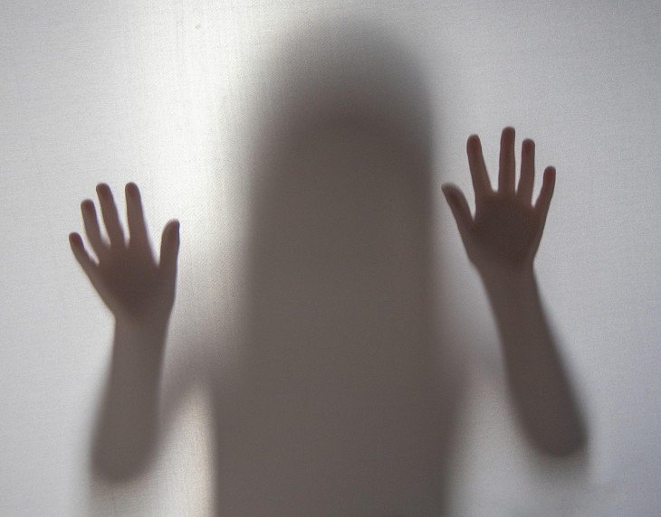 Cansada de ser estuprada, menina resiste a novo ataque e denuncia abusador em Juruá