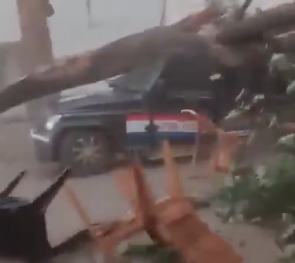 Tempestades no norte da Índia deixam ao menos 96 mortos e mais de 50 feridos