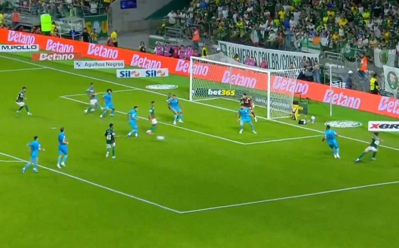 Palmeiras e Santos empatam em clássico movimentado no Brasileirão
