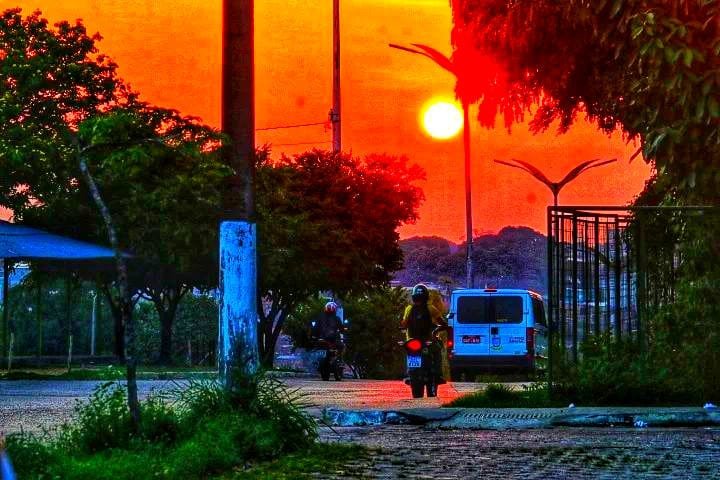 Praia ou edredom: domingo em Manaus terá calor intenso e chuvas à tarde