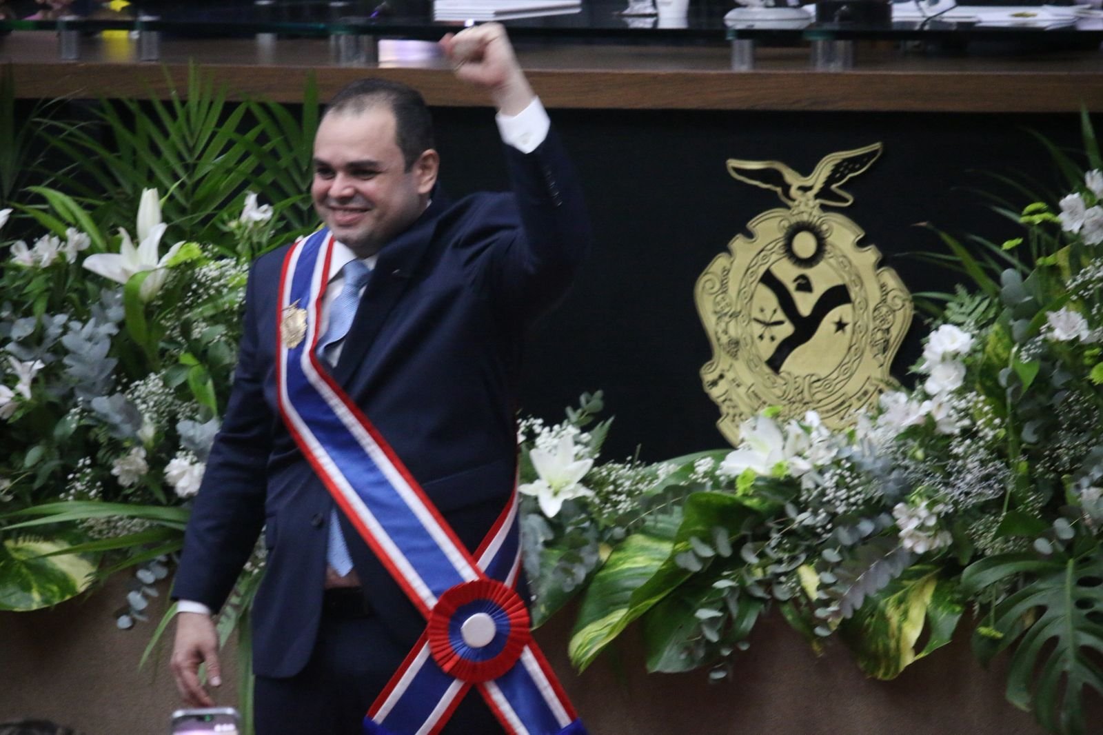 Roberto Cidade é empossado governador do Amazonas com Serafim Corrêa de vice: "O novo tempo começa agora"