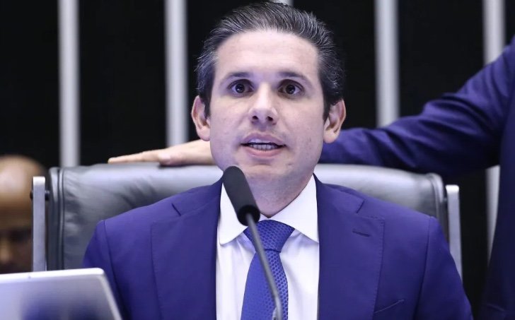 Câmara dos Deputados amplia calendário e acelera tramitação do fim da escala 6x1